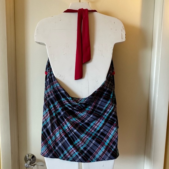 Torrid Vintage Black & Red Plaid Halter Style Bathing / Swim Suit Tankini Top. - Picture 5 of 8